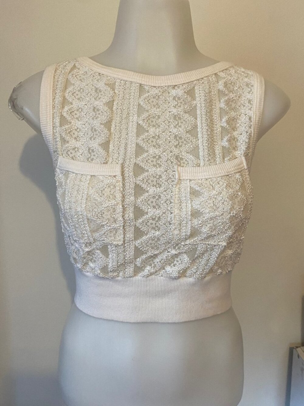 DORI White Lace Sleeveless Crop Top